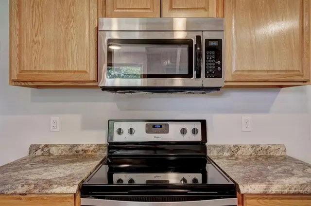 Photo 8 — 6700 N Coltrane Road, Edmond, OK 73034