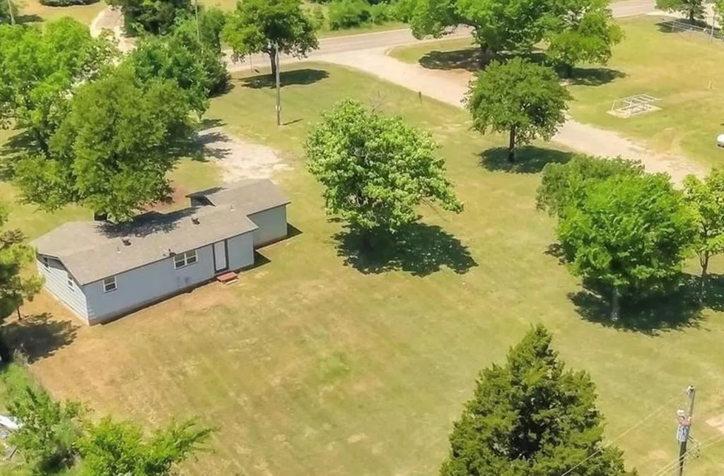 Photo 14 — 6700 N Coltrane Road, Edmond, OK 73034