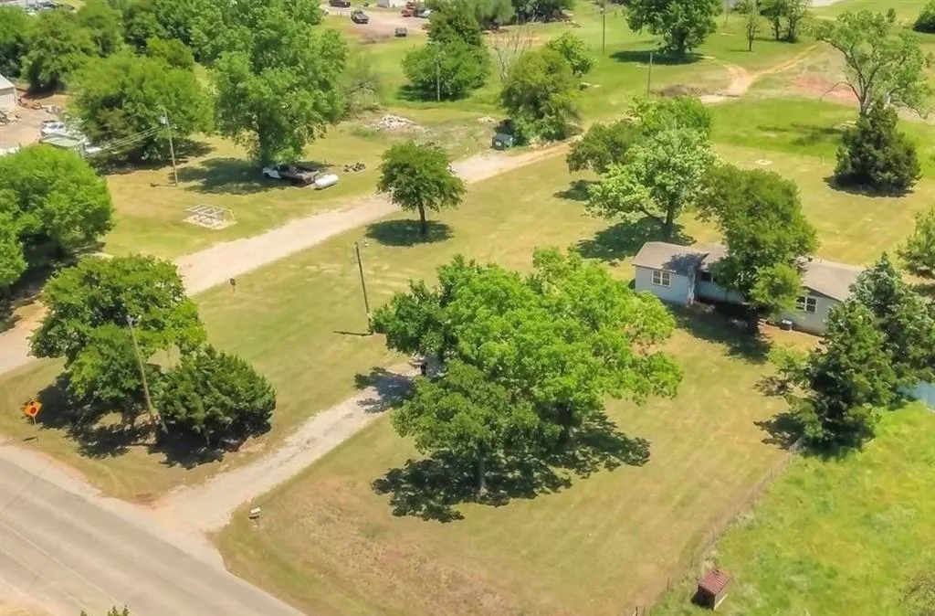 Photo 15 — 6700 N Coltrane Road, Edmond, OK 73034