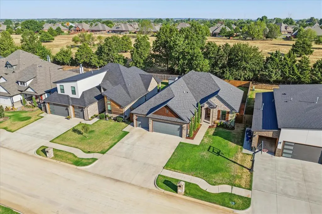Photo 48 — 709 E Barajas Terrace, Mustang, OK 73064