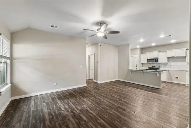 Photo 3 — 706 W London Street, El Reno, OK 73036