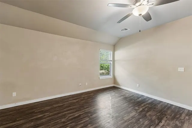 Photo 4 — 706 W London Street, El Reno, OK 73036