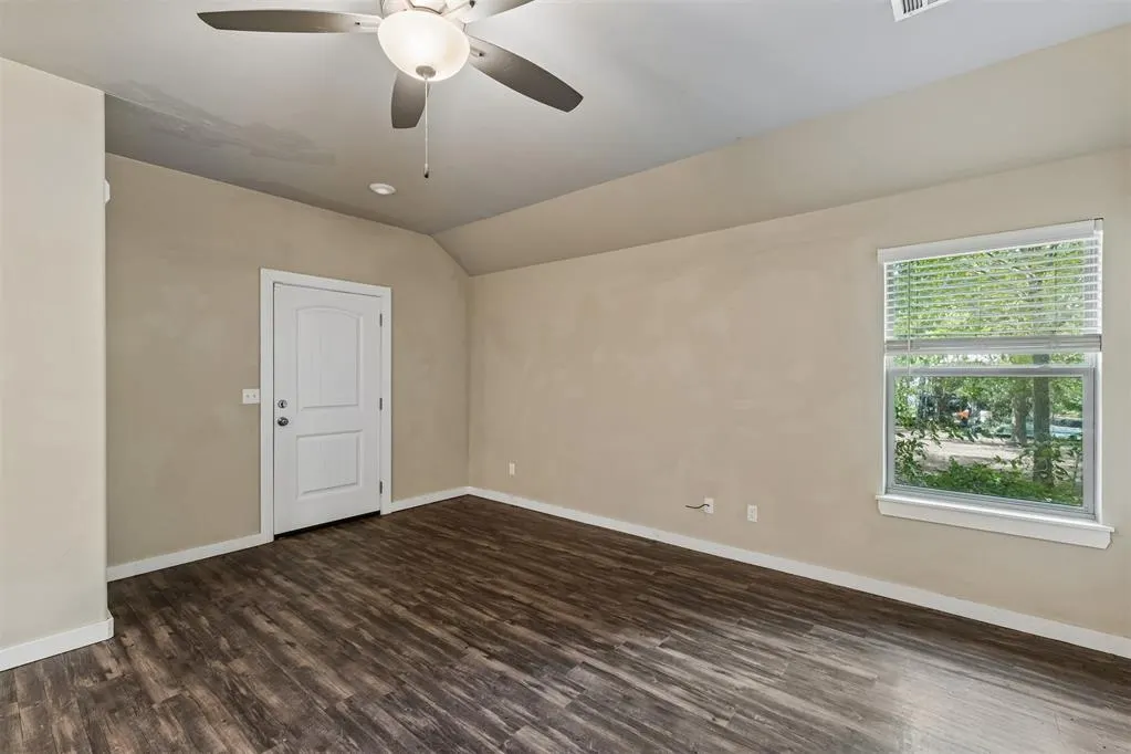 Photo 5 — 706 W London Street, El Reno, OK 73036