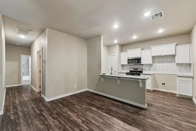 Photo 8 — 706 W London Street, El Reno, OK 73036