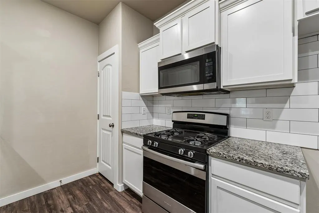 Photo 11 — 706 W London Street, El Reno, OK 73036