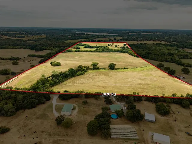 Photo 2 — Persimmon Hill/3420 Rd Road, Meeker, OK 74855