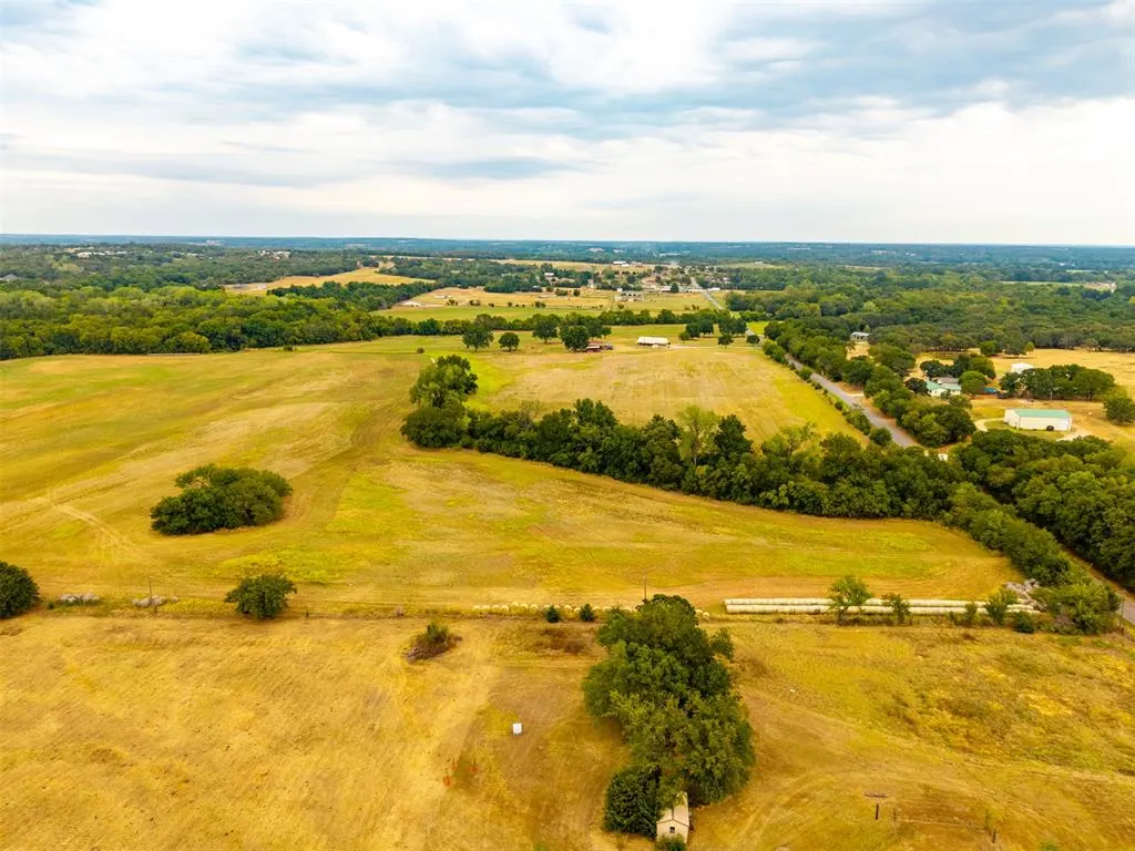 Photo 4 — Persimmon Hill/3420 Rd Road, Meeker, OK 74855