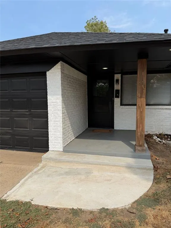 Photo 15 — 665 NW 15th Street, Moore, OK 73160