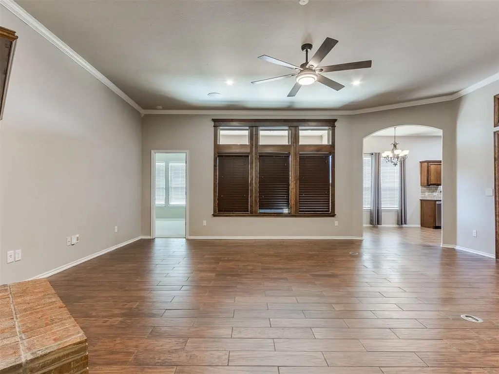 Photo 4 — 13108 SW 5th Street, Yukon, OK 73099