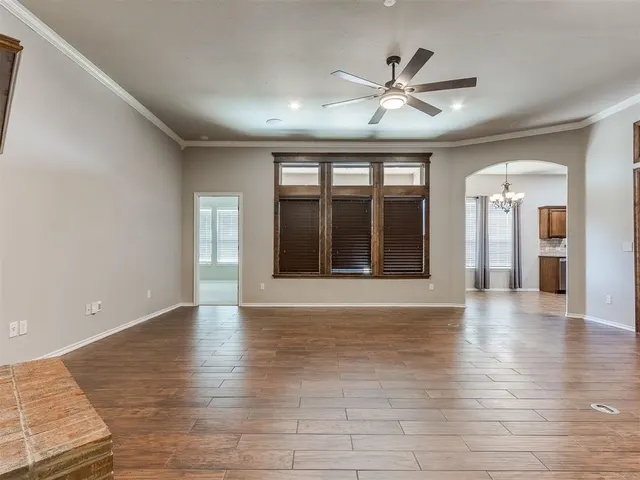 Photo 4 — 13108 SW 5th Street, Yukon, OK 73099