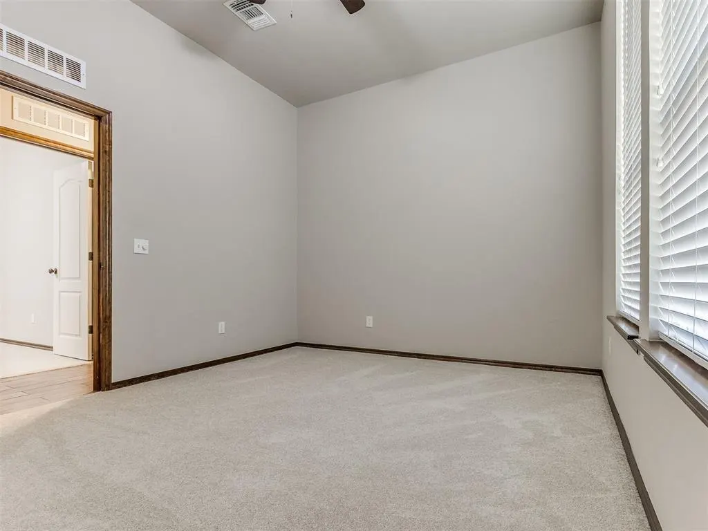 Photo 30 — 13108 SW 5th Street, Yukon, OK 73099