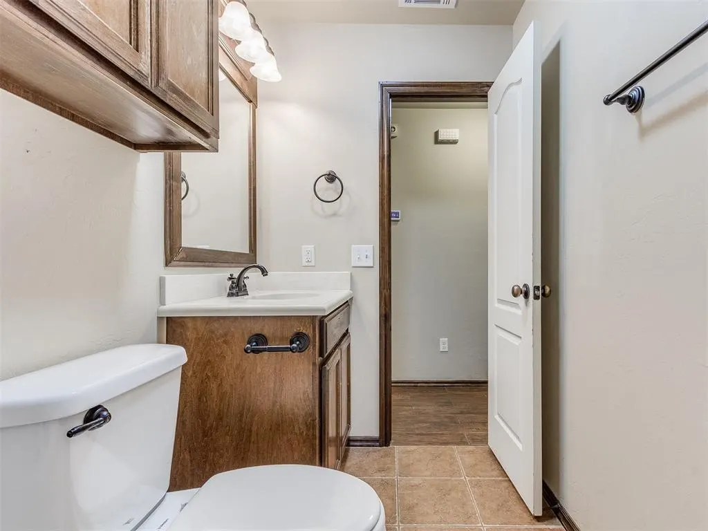 Photo 35 — 13108 SW 5th Street, Yukon, OK 73099