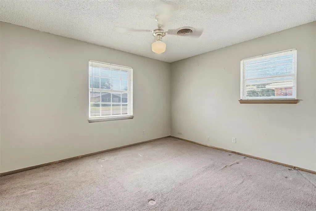 Photo 18 — 1329 Andy Street, Altus, OK 73521