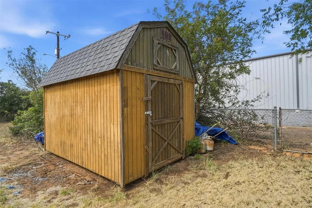 Photo 39 — 1329 Andy Street, Altus, OK 73521