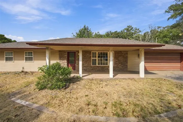 Photo 3 — 103755 S 3470 Road, Meeker, OK 74855