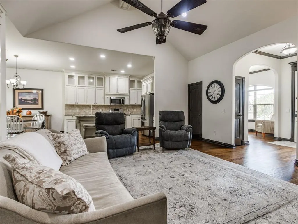 Photo 8 — 2001 Cade Court, Norman, OK 73071