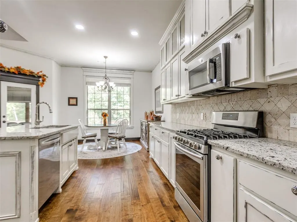 Photo 13 — 2001 Cade Court, Norman, OK 73071