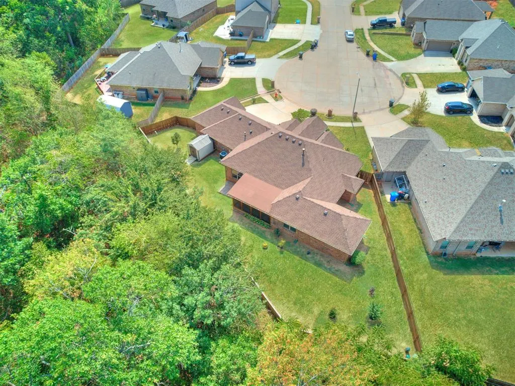 Photo 42 — 2001 Cade Court, Norman, OK 73071