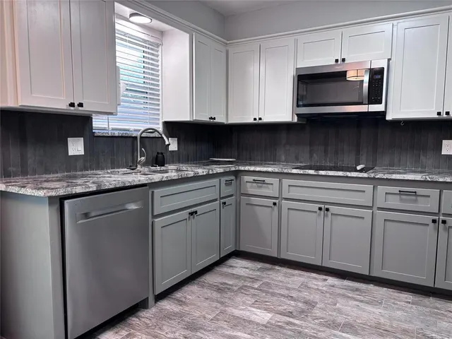 Photo 3 — 505 Franklin Street, Jones, OK 73049