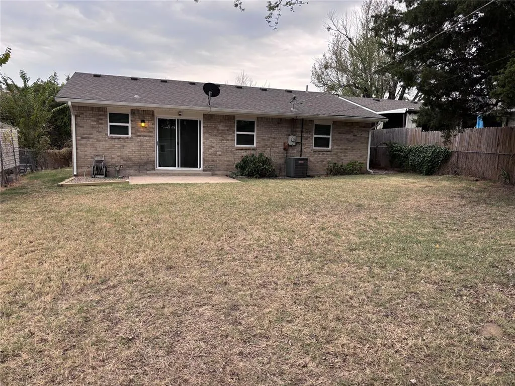 Photo 22 — 505 Franklin Street, Jones, OK 73049