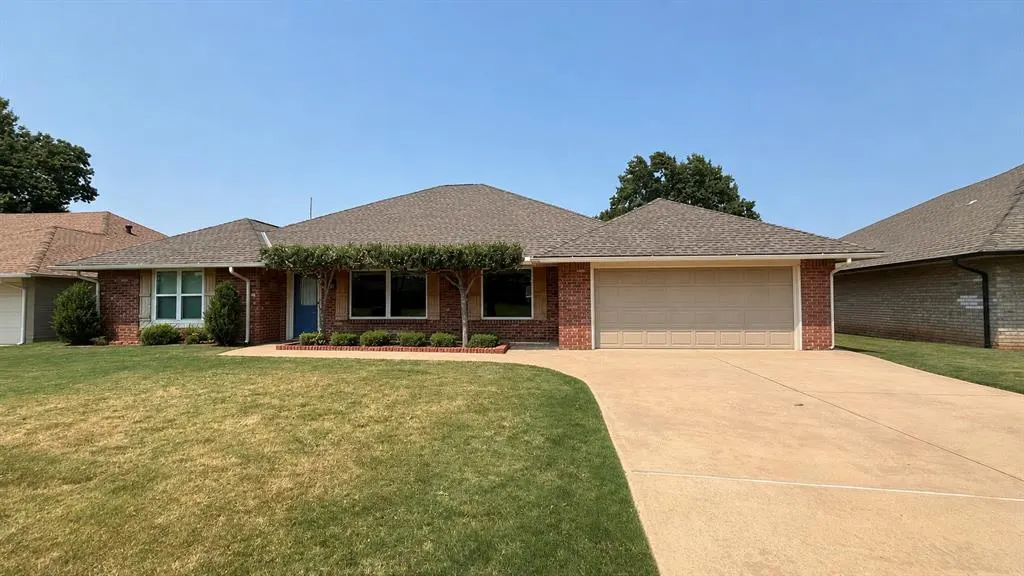 Front exterior — 4817 NW 73rd Street, Oklahoma City, OK 73132