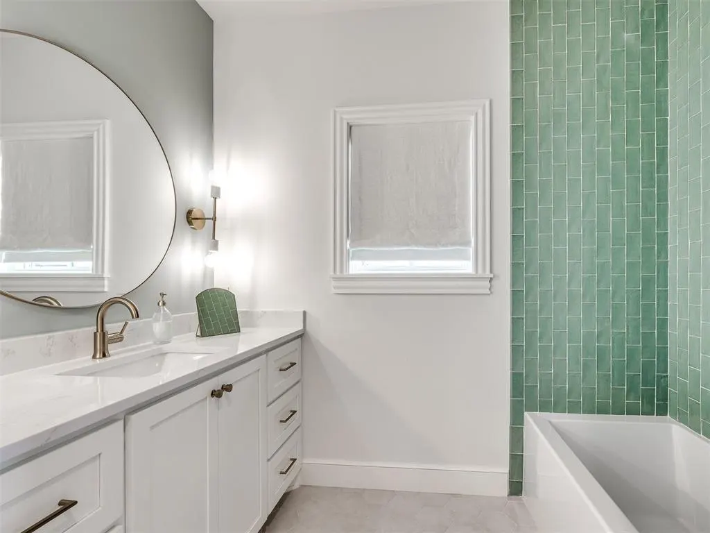 Photo 33 — 102 Lower Greenway, Carlton Landing, OK 74432