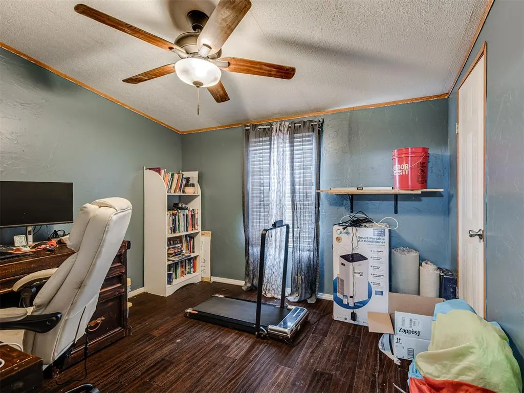 Photo 28 — 411 W Grand Street, Union City, OK 73090