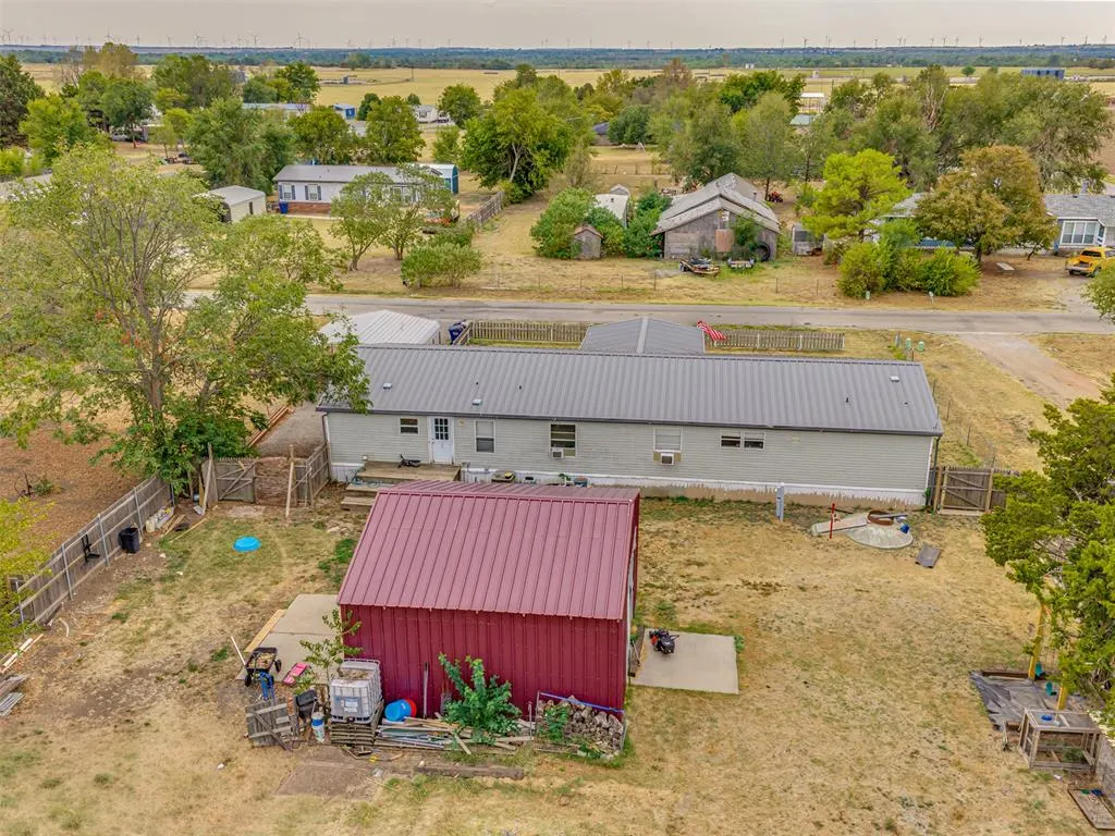 Photo 41 — 411 W Grand Street, Union City, OK 73090