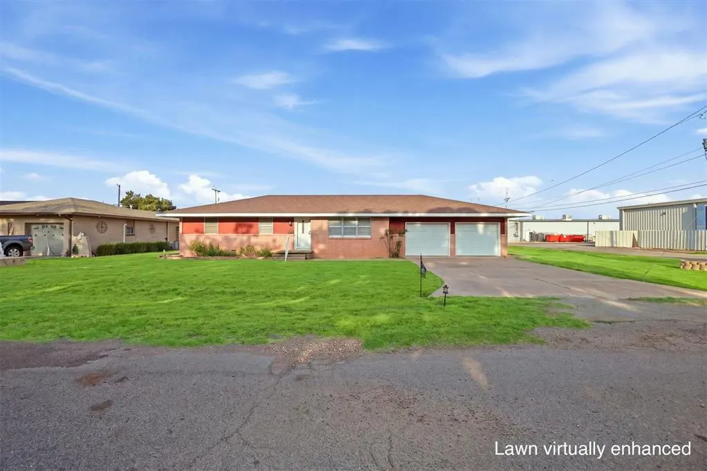 Front exterior — 1401 A Street, Snyder, OK 73566