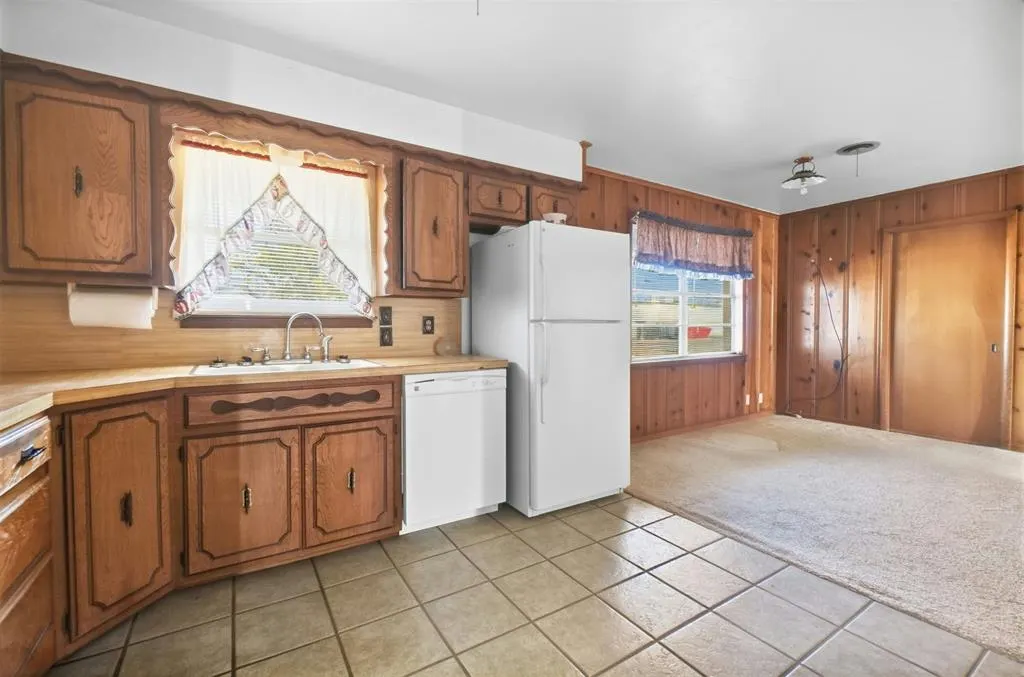Photo 15 — 1401 A Street, Snyder, OK 73566