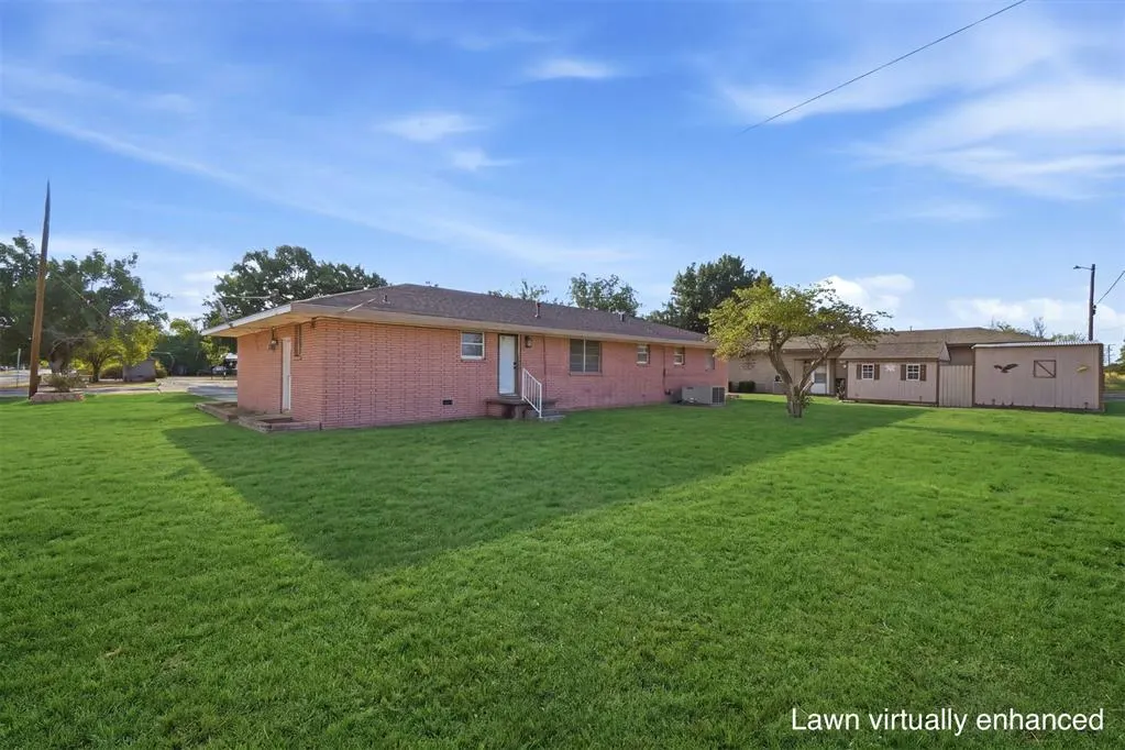 Photo 31 — 1401 A Street, Snyder, OK 73566