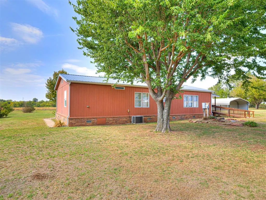 Photo 34 — 519 Us-77, Mulhall, OK 73063