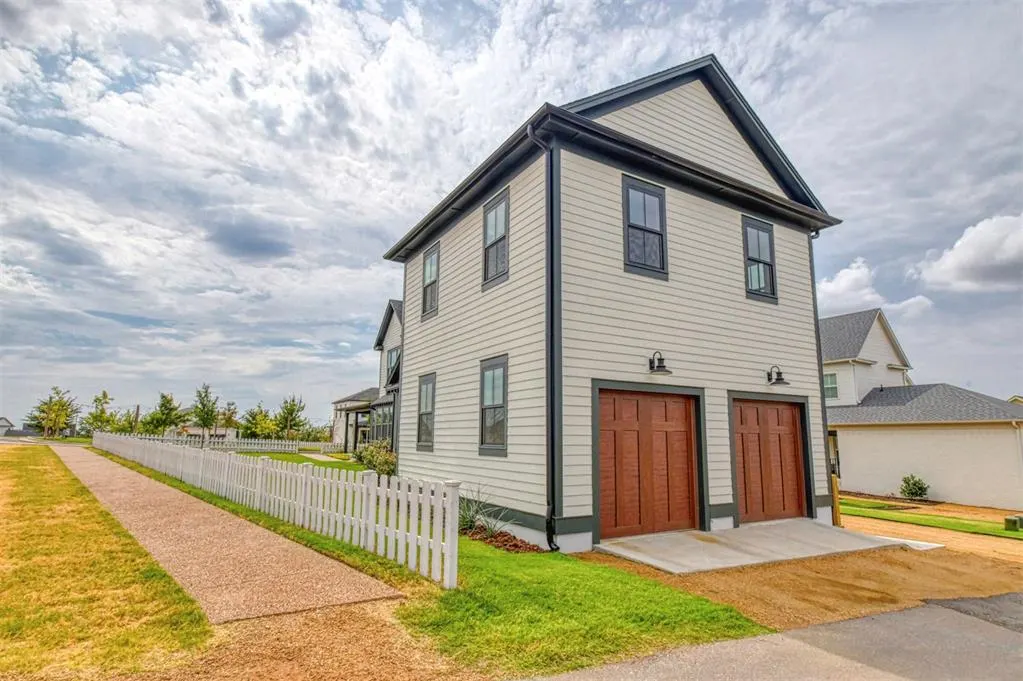 Photo 40 — 18457 Sweetwater Lane, Norman, OK 73072