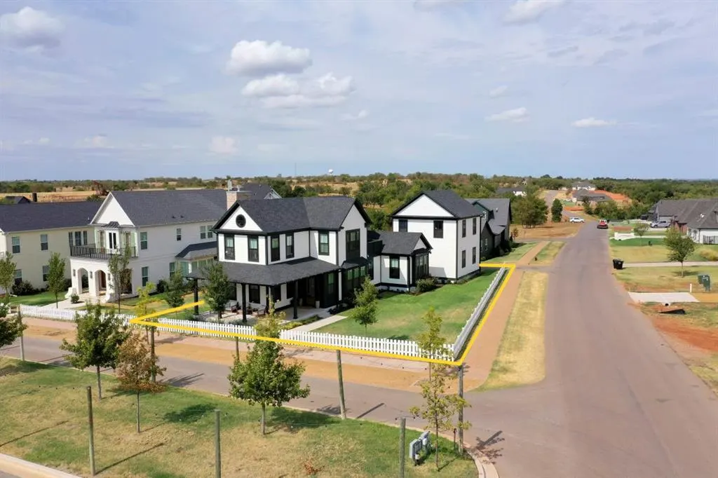 Photo 43 — 18457 Sweetwater Lane, Norman, OK 73072