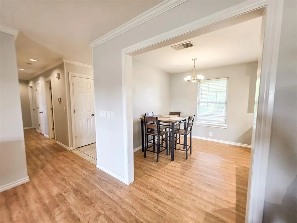 Photo 13 — 4150 W Evergreen Drive, Edmond, OK 73025