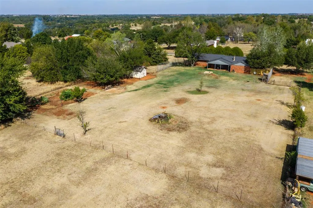 Photo 32 — 4150 W Evergreen Drive, Edmond, OK 73025