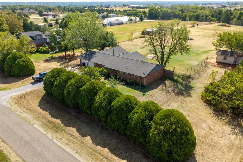 Photo 37 — 4150 W Evergreen Drive, Edmond, OK 73025