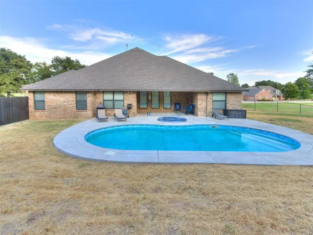 Photo 7 — 3023 Piper Lane, Choctaw, OK 73020