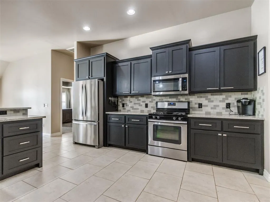 Photo 26 — 3023 Piper Lane, Choctaw, OK 73020