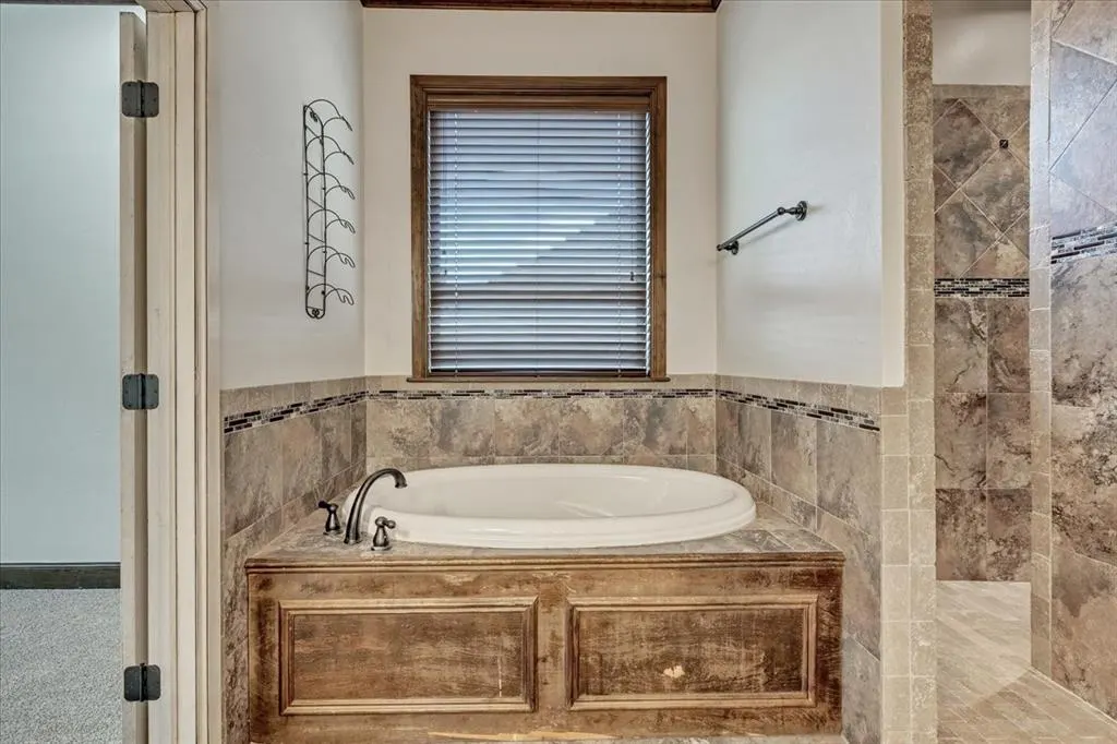 Photo 21 — 5000 Tower Bridge Court, Edmond, OK 73034