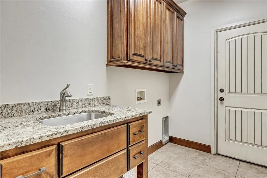 Photo 39 — 5000 Tower Bridge Court, Edmond, OK 73034