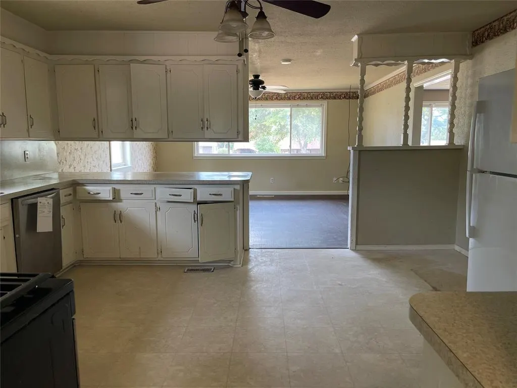 Photo 17 — 3513 Elizabeth Street, Choctaw, OK 73020