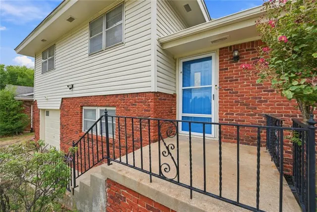 Photo 8 — 305 Sherri Lane, Yukon, OK 73099