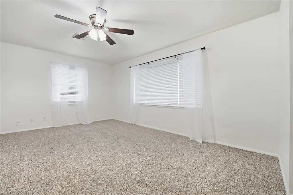 Photo 30 — 305 Sherri Lane, Yukon, OK 73099