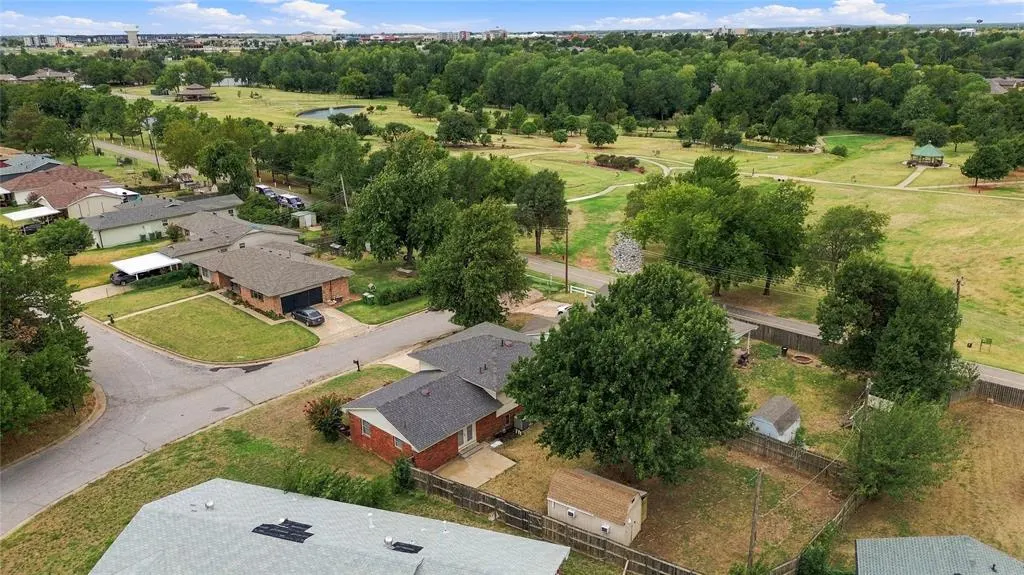 Photo 44 — 305 Sherri Lane, Yukon, OK 73099