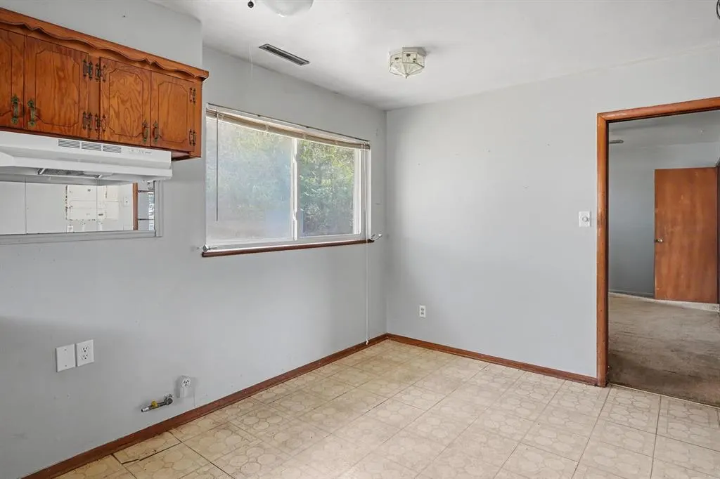 Photo 4 — 1616 Melody Drive, Midwest City, OK 73130