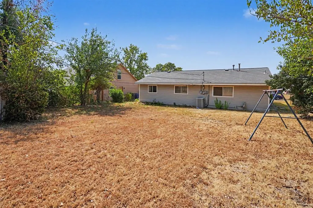 Photo 17 — 1616 Melody Drive, Midwest City, OK 73130