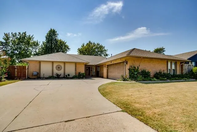 Photo 2 — 1328 Lowrie Lane, Oklahoma City, OK 73159