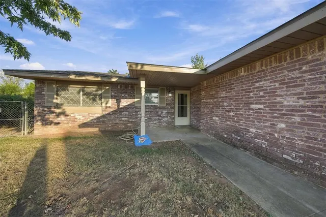 Photo 4 — 113 Hardesty Drive, Shawnee, OK 74804