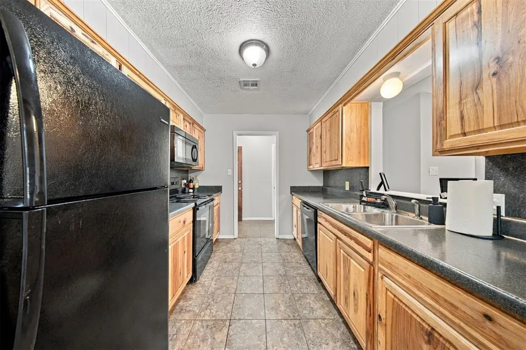 Photo 10 — 113 Hardesty Drive, Shawnee, OK 74804